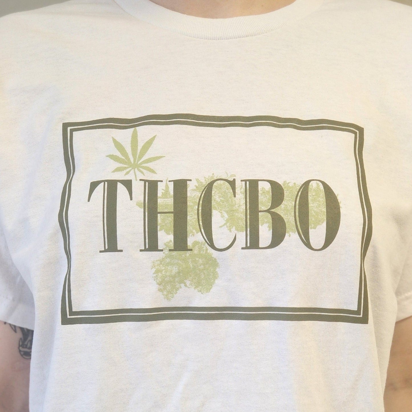 THCBO Large print on T-shirt